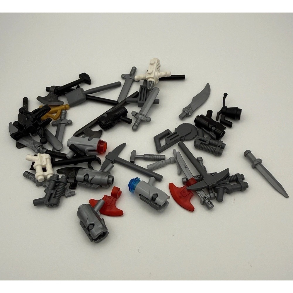 Lego Minifig Weapons And Tools  Assorted Lot 40 pieces 001
